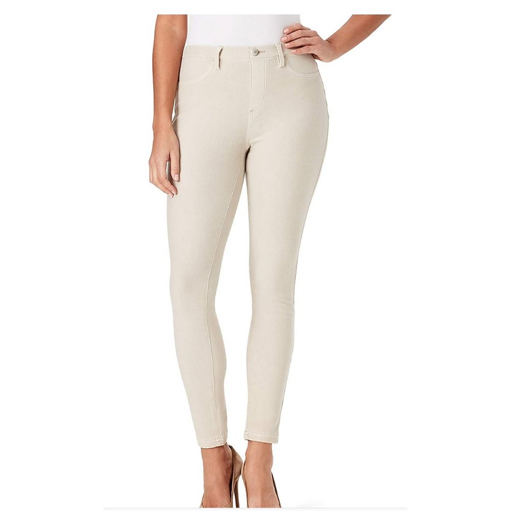 NWT Bandolino Women's Misses Bella All Day Comfort Pull on Cream Legging Pants🔥